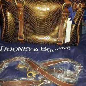 Authentic Dooney and Bourke T Moro Handbag.